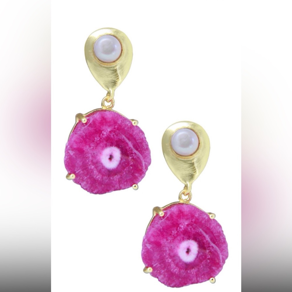18K Gold Clad Fuchsia Daisy Agate Freshwater Pearl Earrings